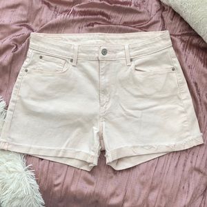 Levi’s Signature Baby Pink High Rise Shorts